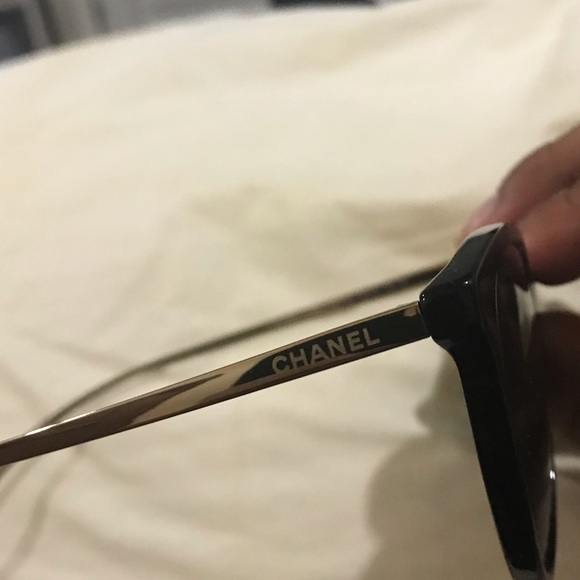 CHANEL: Butterfly Sunglasses REF:5459 C501 - Picture 9 of 9